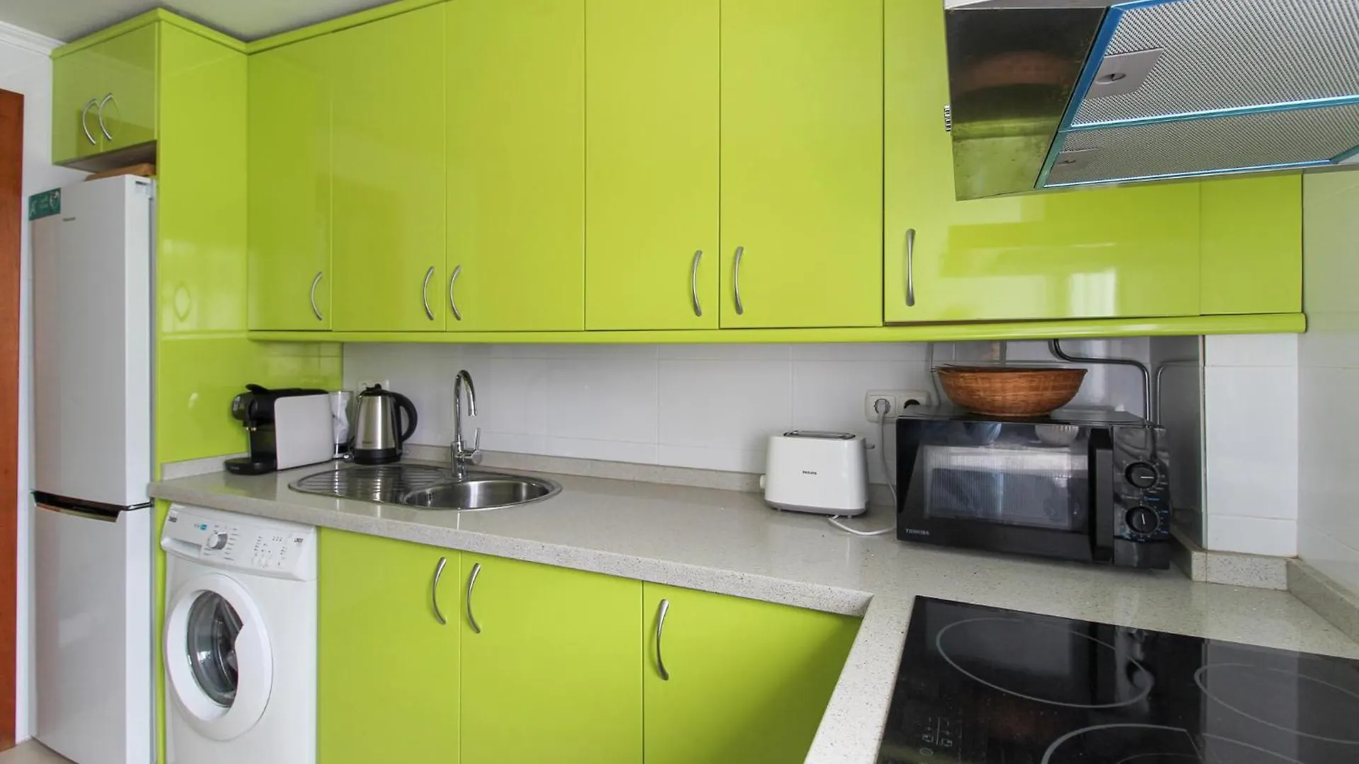 Awesome Apartment In Estepona With House Sea View