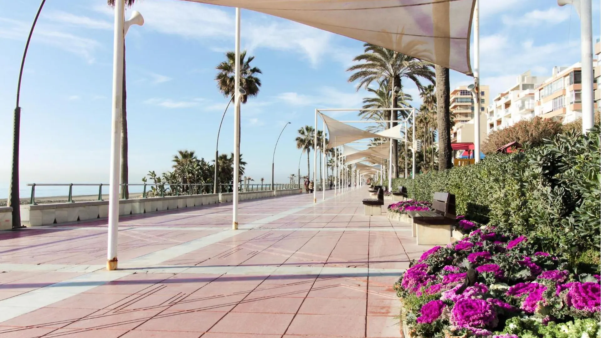 Awesome Apartment In Estepona With House Sea View
