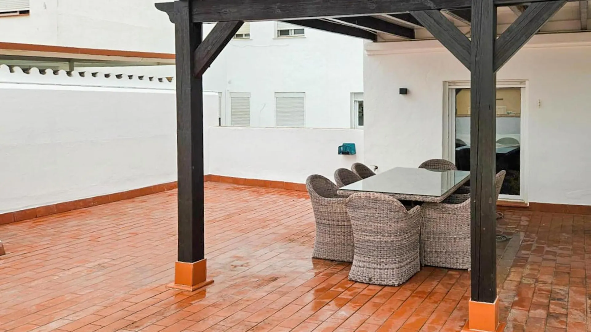 Awesome Apartment In Estepona With House Sea View